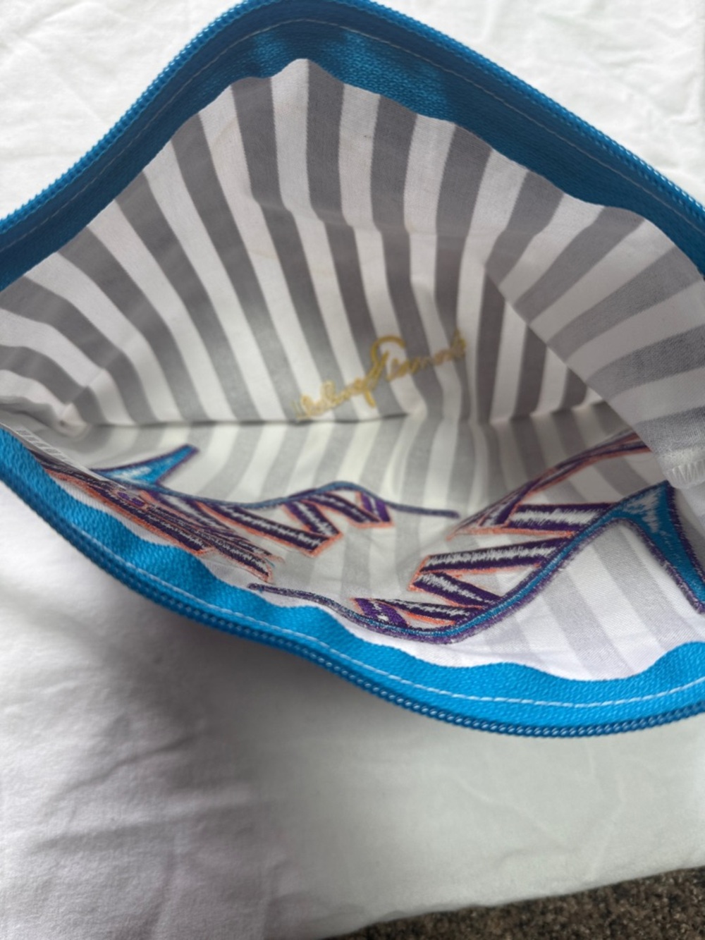 Henri Bendel Striped High Heel Shoes Cosmetic Bag - Picture 5 of 10